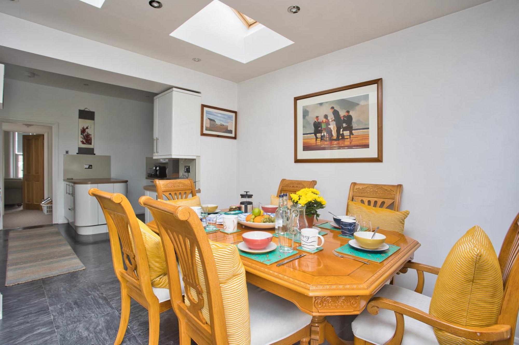 Spacious Seaside Escape In The Heart Of Deal, 4 Mins From The Beach Eksteriør bilde